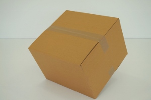 40x40x20 double cannelure     300 cartons a 1.55€ 