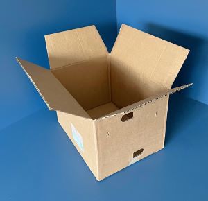 39x29x26 simple cannelure       400 cartons a 0.51 €
