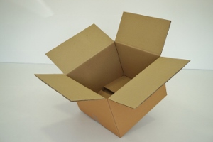 30x30x15 double cannelure     480 cartons a 1.04€ 